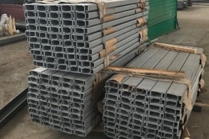 Стойки дорожные купить по цене производителя