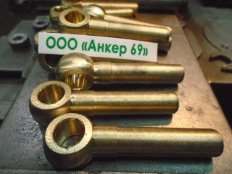 Болт откидной